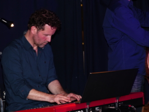 Camonblue-20140627-210928-36