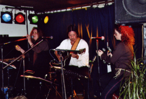 Double-Trouble-2005-21