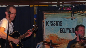 Kissing-Gourami-20140328-211018-12