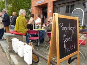 jubilaeum-regenbogen-30-jahre-20150531-122322-171