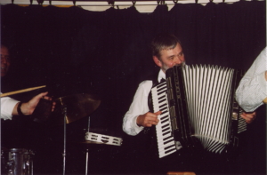 Clocharles-2004-01