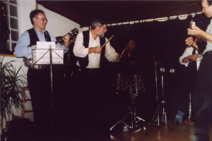 Clocharles-2004-08