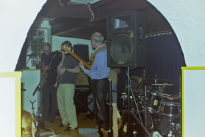 030411-Livingroom-19